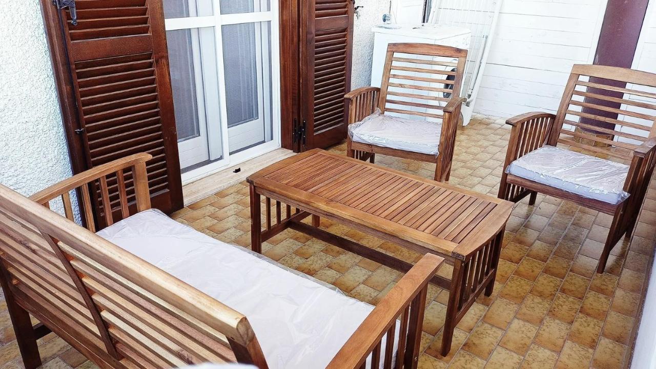 Appartement Casa Magnolia à Pomezia Extérieur photo