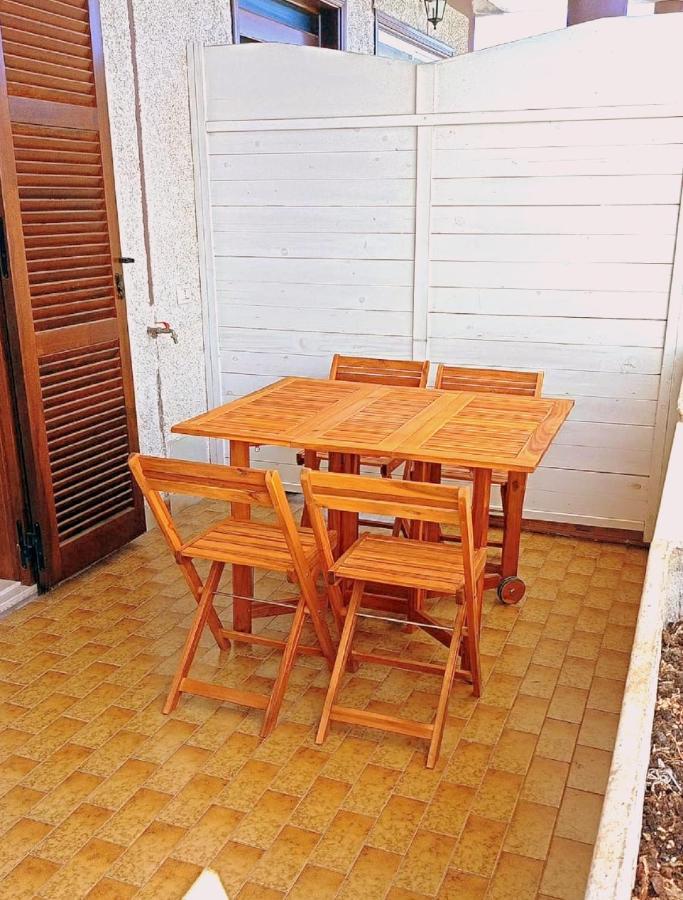 Appartement Casa Magnolia à Pomezia Extérieur photo