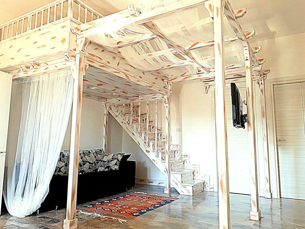 Appartement Casa Magnolia à Pomezia Extérieur photo